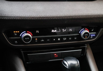 Подержанный автомобиль Mazda 6 Sedan 2022 года (24 фото)