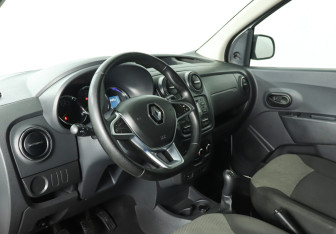 Подержанный автомобиль Renault Dokker 2019 года (13 фото)