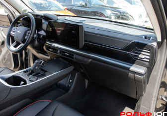 Подержанный автомобиль Haval H3 2024 года (7 фото)