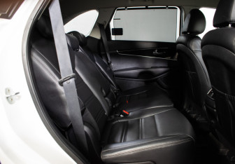 Подержанный автомобиль Kia Sorento 2019 года (9 фото)