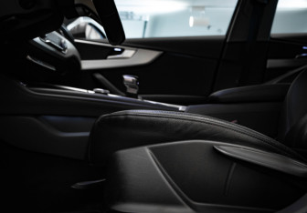 Подержанный автомобиль Audi A4 Sedan 2016 года (28 фото)