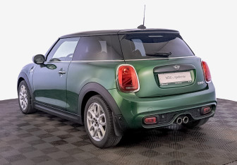 Подержанный автомобиль MINI Hatch 2019 года (7 фото)