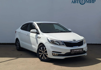 Подержанный автомобиль Kia Rio Sedan 2016 года (3 фото)