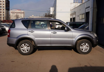 Подержанный автомобиль SsangYong Rexton 2012 года (5 фото)