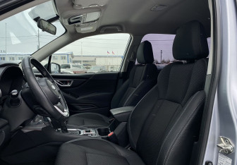 Подержанный автомобиль Subaru Forester Suv 2019 года (19 фото)