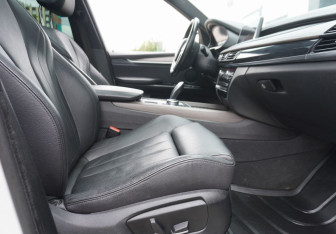 Подержанный автомобиль BMW X5 2016 года (12 фото)