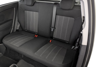 Подержанный автомобиль Opel Corsa 2012 года (18 фото)