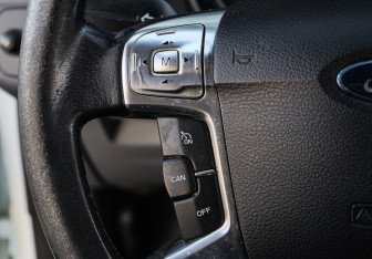 Подержанный автомобиль Ford Mondeo Sedan 2008 года (20 фото)