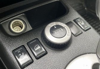 Подержанный автомобиль Nissan X-Trail 2008 года (18 фото)