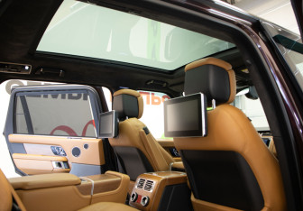 Подержанный автомобиль Land Rover Range Rover 2019 года (28 фото)