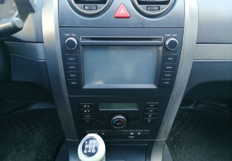 Подержанный автомобиль Great Wall Hover H3 2011 года (15 фото)