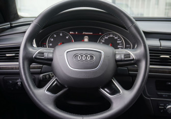 Подержанный автомобиль Audi A6 Sedan 2018 года (14 фото)