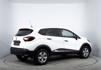 Подержанный автомобиль Renault Kaptur 2018 года (5 фото)