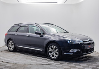 Подержанный автомобиль Citroen C5 Wagon 2011 года (7 фото)