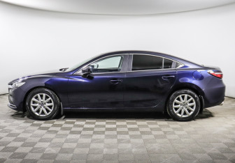 Подержанный автомобиль Mazda 6 Sedan 2020 года (10 фото)