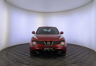 Подержанный автомобиль Nissan Juke 2013 года (2 фото)