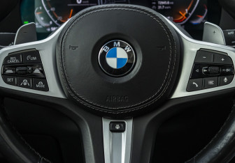 Подержанный автомобиль BMW X5 2021 года (13 фото)