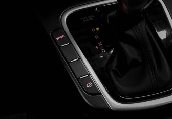 Подержанный автомобиль Kia Ceed Hatchback 2022 года (17 фото)