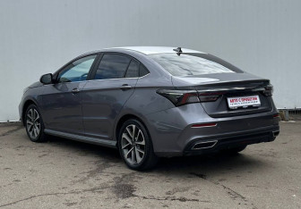 Подержанный автомобиль Omoda S5 2023 года (7 фото)