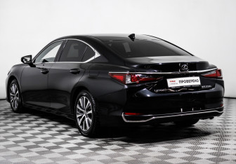 Подержанный автомобиль Lexus ES 2020 года (7 фото)