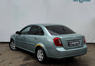 Подержанный автомобиль Chevrolet Lacetti Sedan 2007 года (6 фото)