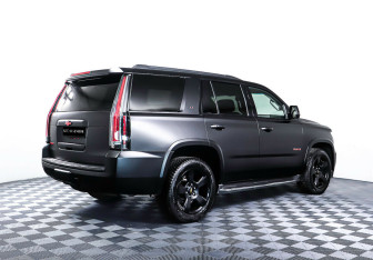 Подержанный автомобиль Chevrolet Tahoe 2016 года (3 фото)