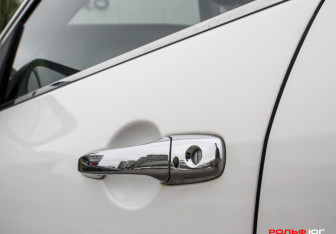 Подержанный автомобиль Mazda CX-7 2011 года (25 фото)