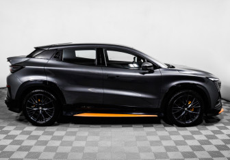 Подержанный автомобиль Changan UNI-T 2023 года (4 фото)