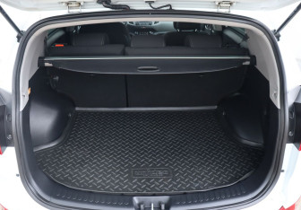 Подержанный автомобиль Kia Sportage 2015 года (18 фото)