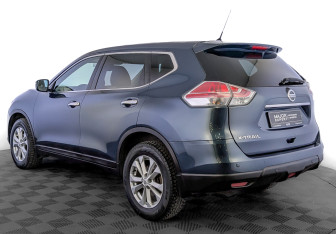 Подержанный автомобиль Nissan X-Trail 2016 года (7 фото)