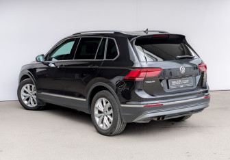Подержанный автомобиль Volkswagen Tiguan 2018 года (7 фото)