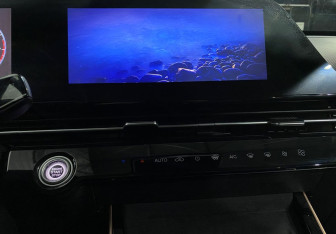 Подержанный автомобиль Omoda C5 2023 года (13 фото)