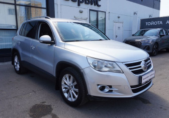 Подержанный автомобиль Volkswagen Tiguan 2010 года (3 фото)