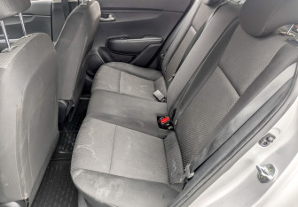 Подержанный автомобиль Kia Rio Hatchback 2021 года (12 фото)