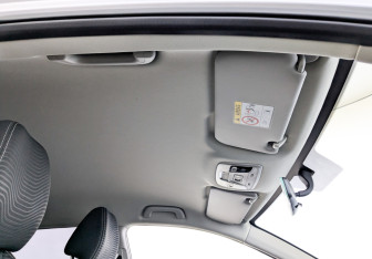 Подержанный автомобиль Geely Coolray 2023 года (22 фото)