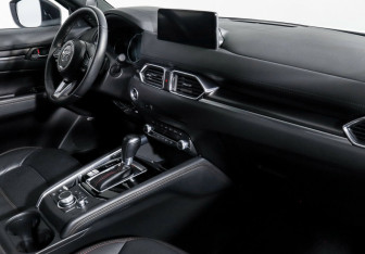 Подержанный автомобиль Mazda CX-5 2022 года (6 фото)