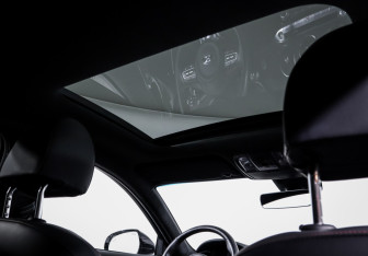 Подержанный автомобиль Kia Stinger 2021 года (16 фото)