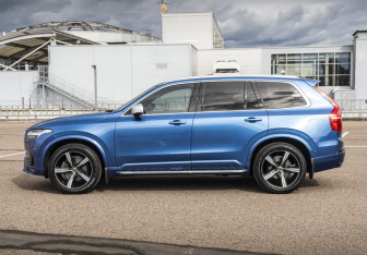 Подержанный автомобиль Volvo XC90 2019 года (8 фото)