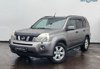 Подержанный автомобиль Nissan X-Trail 2007 года (1 фото)
