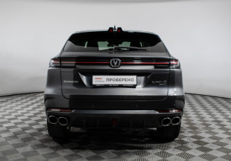 Подержанный автомобиль Changan UNI-K 2024 года (6 фото)