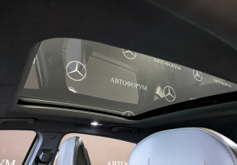 Подержанный автомобиль Changan UNI-V 2023 года (22 фото)