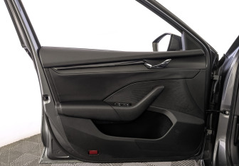 Подержанный автомобиль Skoda Octavia Liftback 2021 года (19 фото)