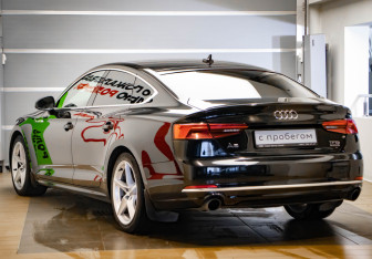 Подержанный автомобиль Audi A5 Liftback 2017 года (6 фото)