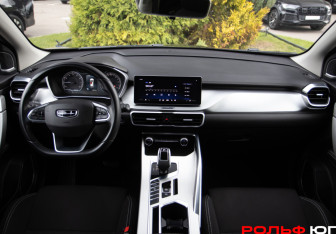 Подержанный автомобиль Geely Coolray 2021 года (14 фото)