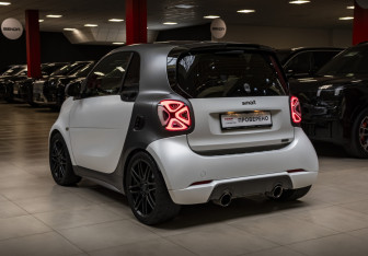 Подержанный автомобиль Smart Fortwo Hatchback 2018 года (9 фото)