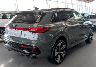 Новый Audi Q5 2025 (2 фото)