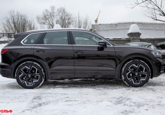 Новый Volkswagen Touareg 2025 (6 фото)