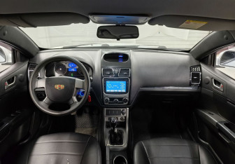 Подержанный автомобиль Geely Emgrand EC7 Sedan 2012 года (12 фото)