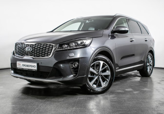 Подержанный автомобиль Kia Sorento 2017 года (1 фото)
