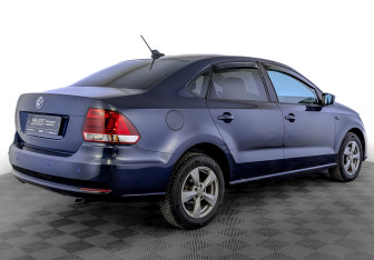 Подержанный автомобиль Volkswagen Polo Sedan 2017 года (5 фото)